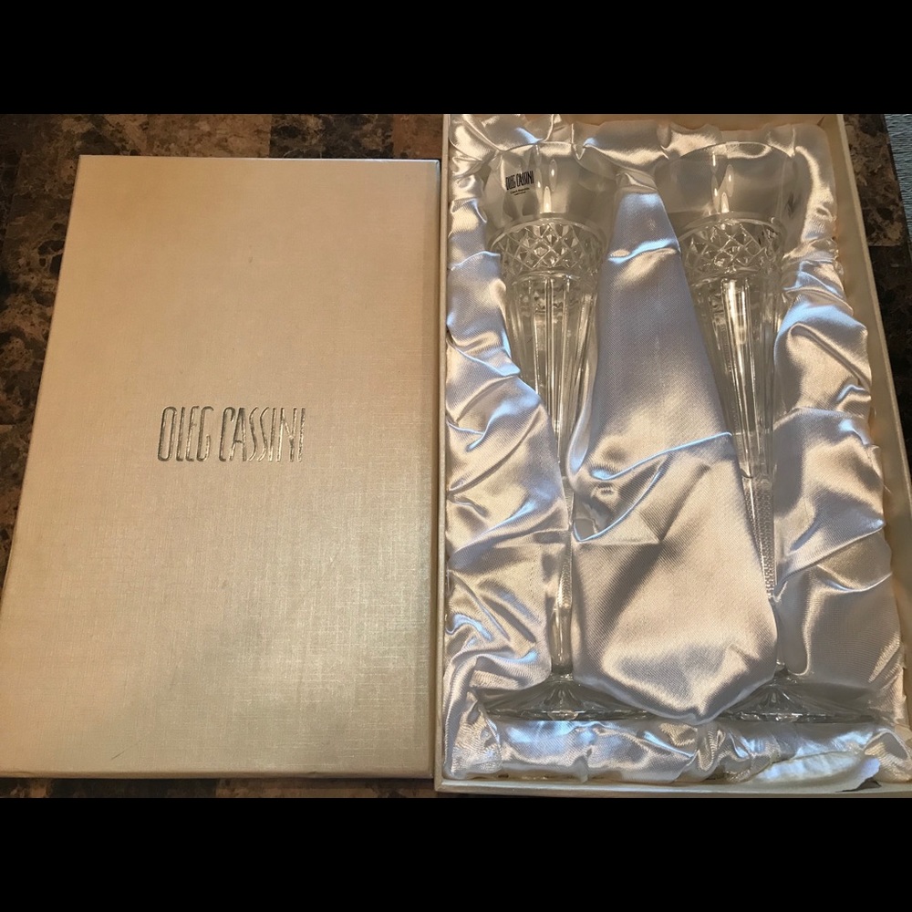 Oleg Cassini Flute Glasses